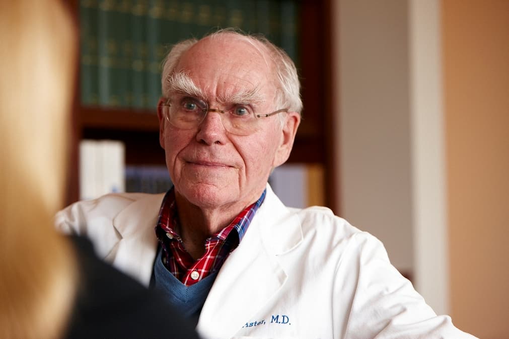 Dr. Richard Aster